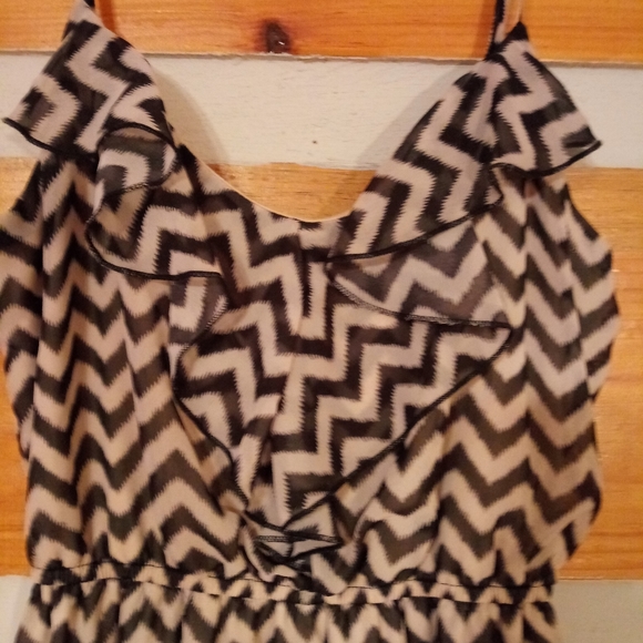 Black & White Spaghetti Strap Dress-Junior Small - Picture 3 of 3